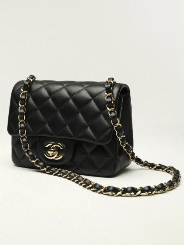 Luxe Knit Set with Strap Chain Bag